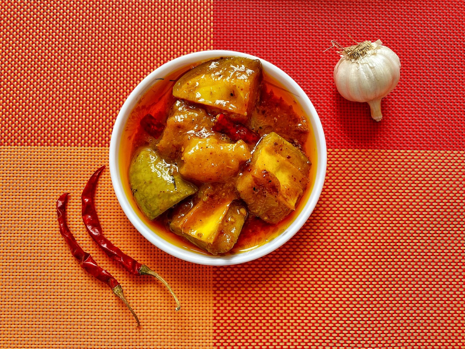 উচ্চ রক্তচাপ থাকলে কী খাবেন না উচ্চ রক্তচাপ থাকলে কী খাবেন না