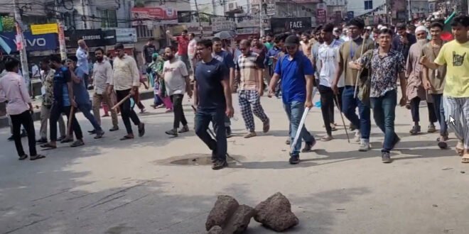 শেখ হাসিনা পদত্যাগ করেছেন