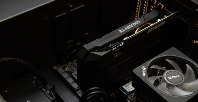 বাংলাদেশের প্রযুক্তি খাতে উচ্চমূল্য: দুর্নীতি ও বাজারের নৈরাজ্য: সুযোগ নিচ্ছে দুর্বৃত্ত ব্যবসায়ীরা